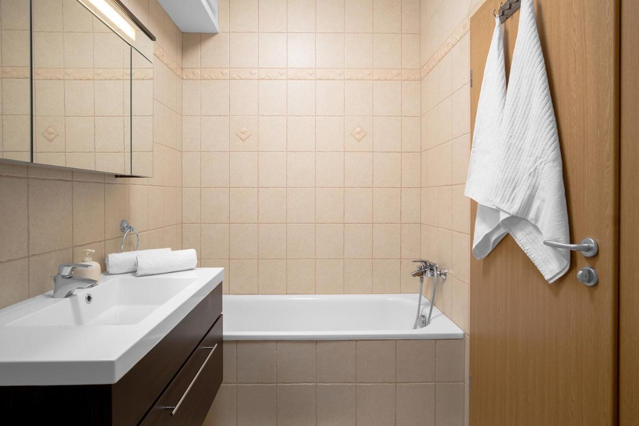 Mf Villa Azur Wellness Apartment 希欧福克 外观 照片